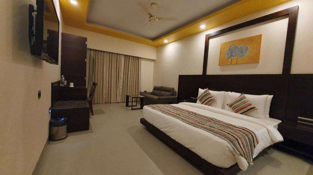 16334231255resortImage